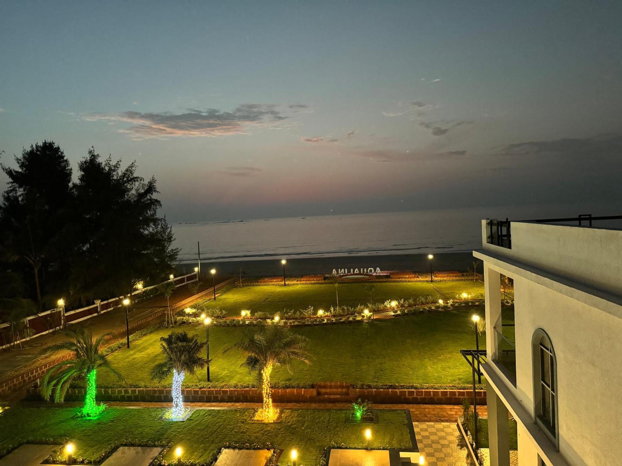 Hotel Aqualina Bhogwe Exteriér fotografie