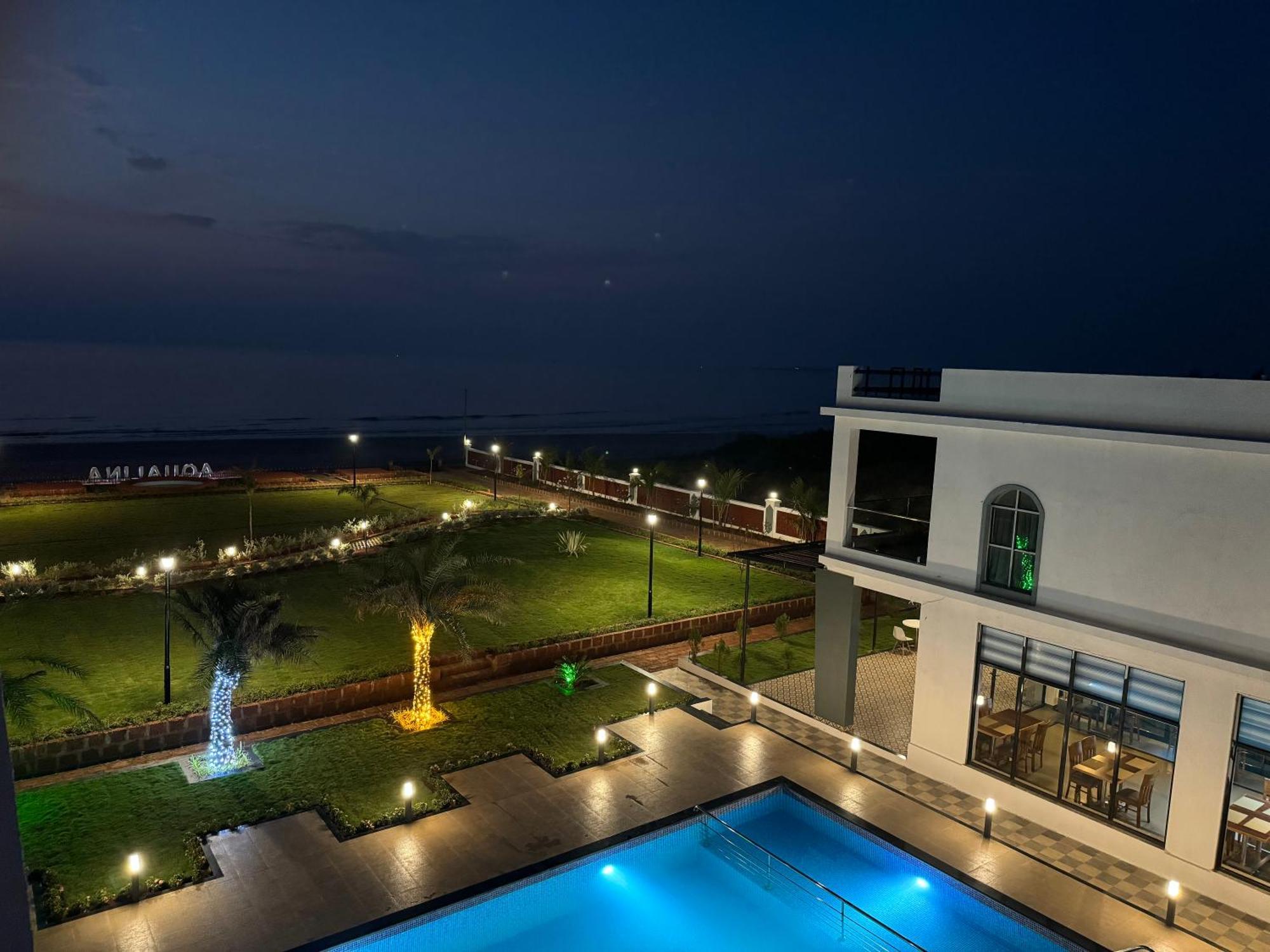 Hotel Aqualina Bhogwe Exteriér fotografie
